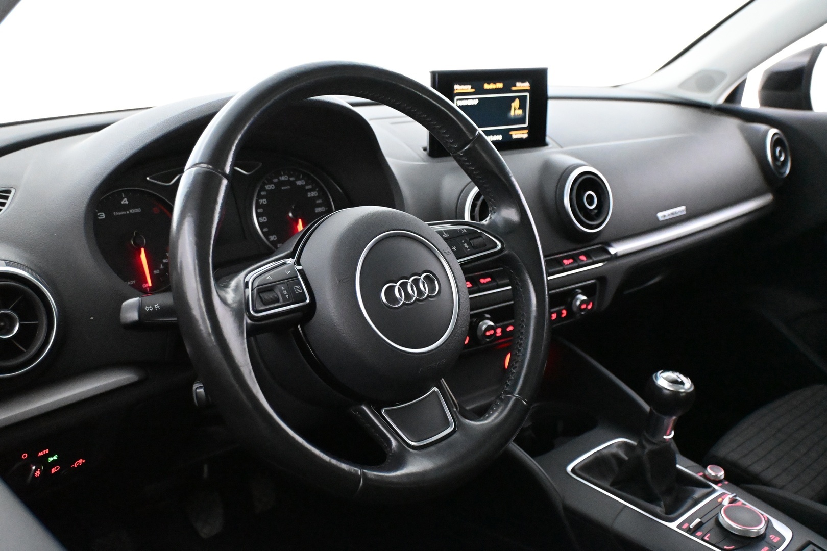 AUDI A3 2015