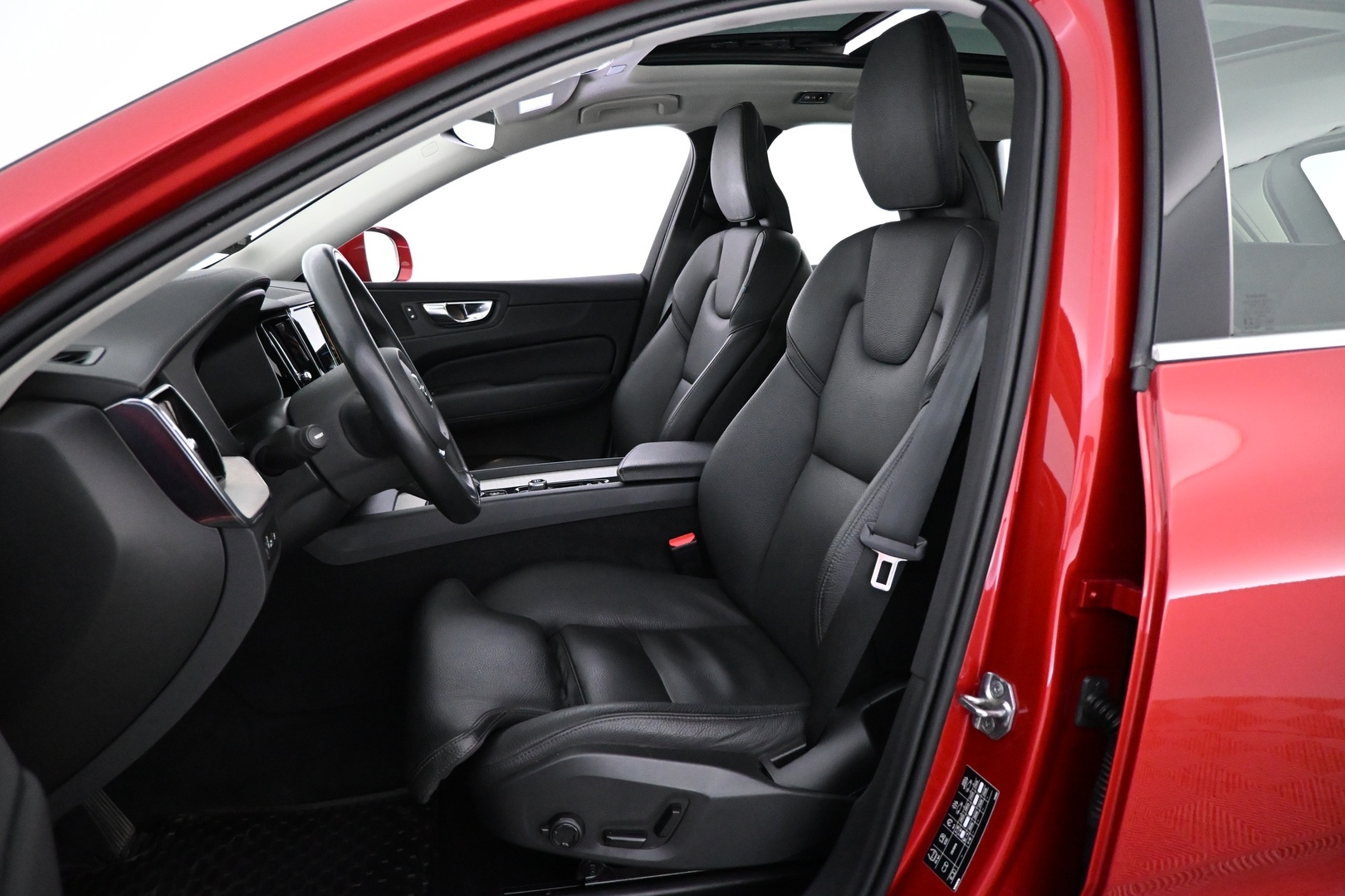 VOLVO XC60 2021