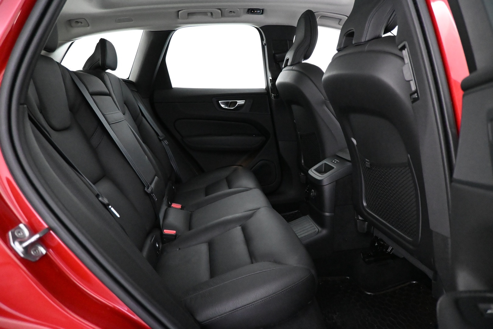 VOLVO XC60 2021