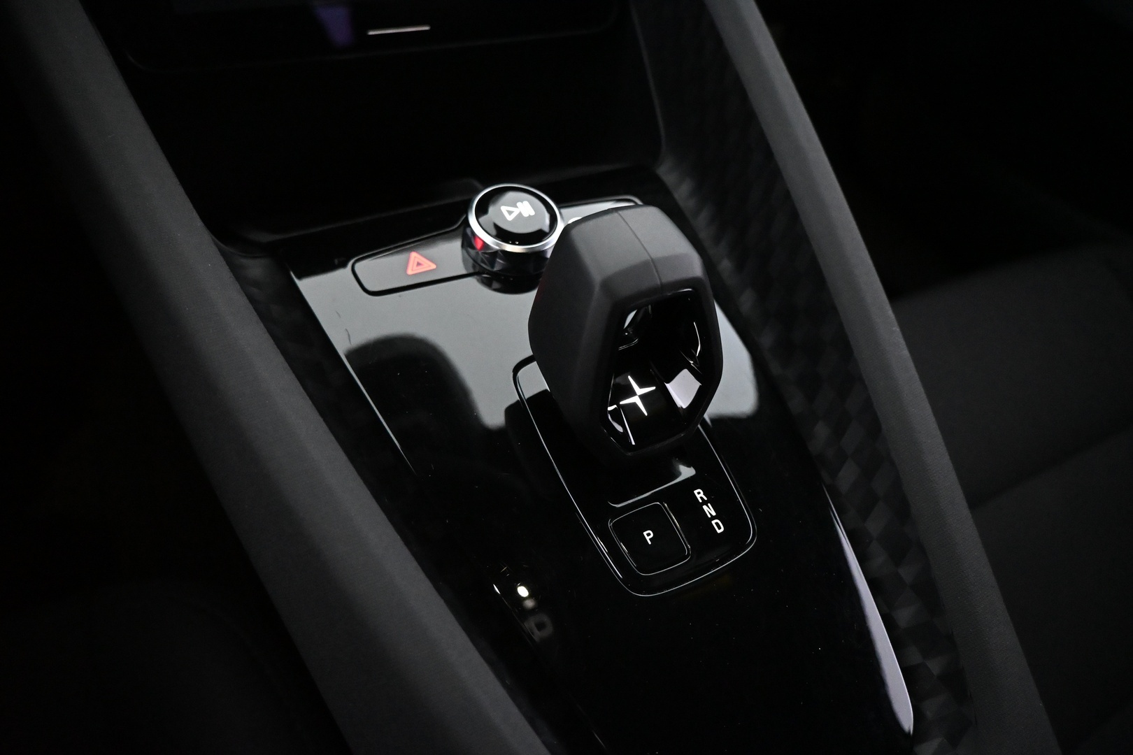 POLESTAR 2 2023