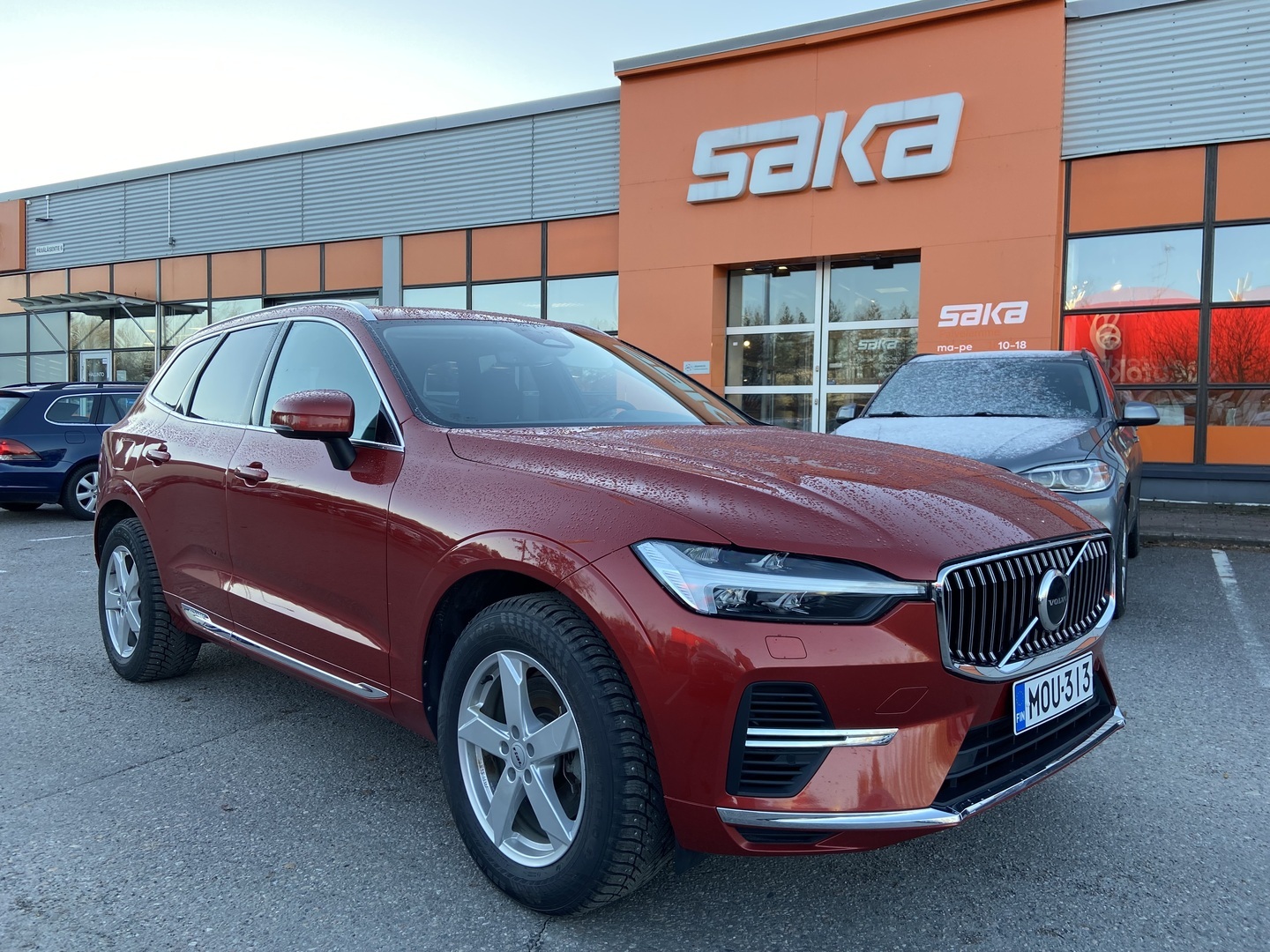 VOLVO XC60 2023