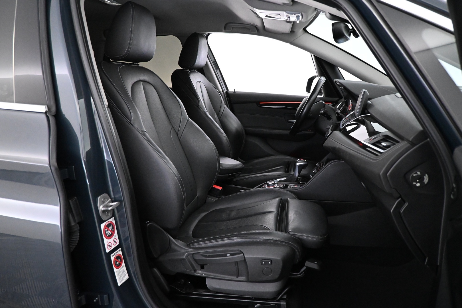 BMW 225 2016