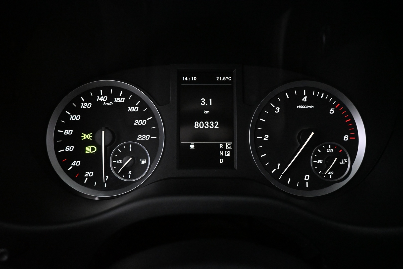 MERCEDES-BENZ Vito 2023