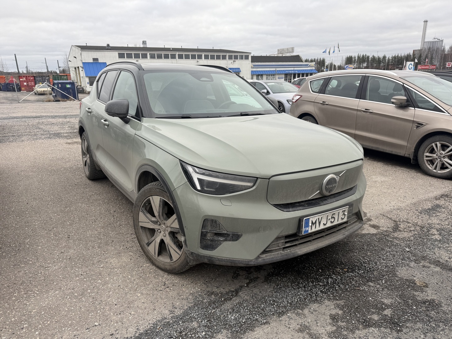 VOLVO XC40 2024