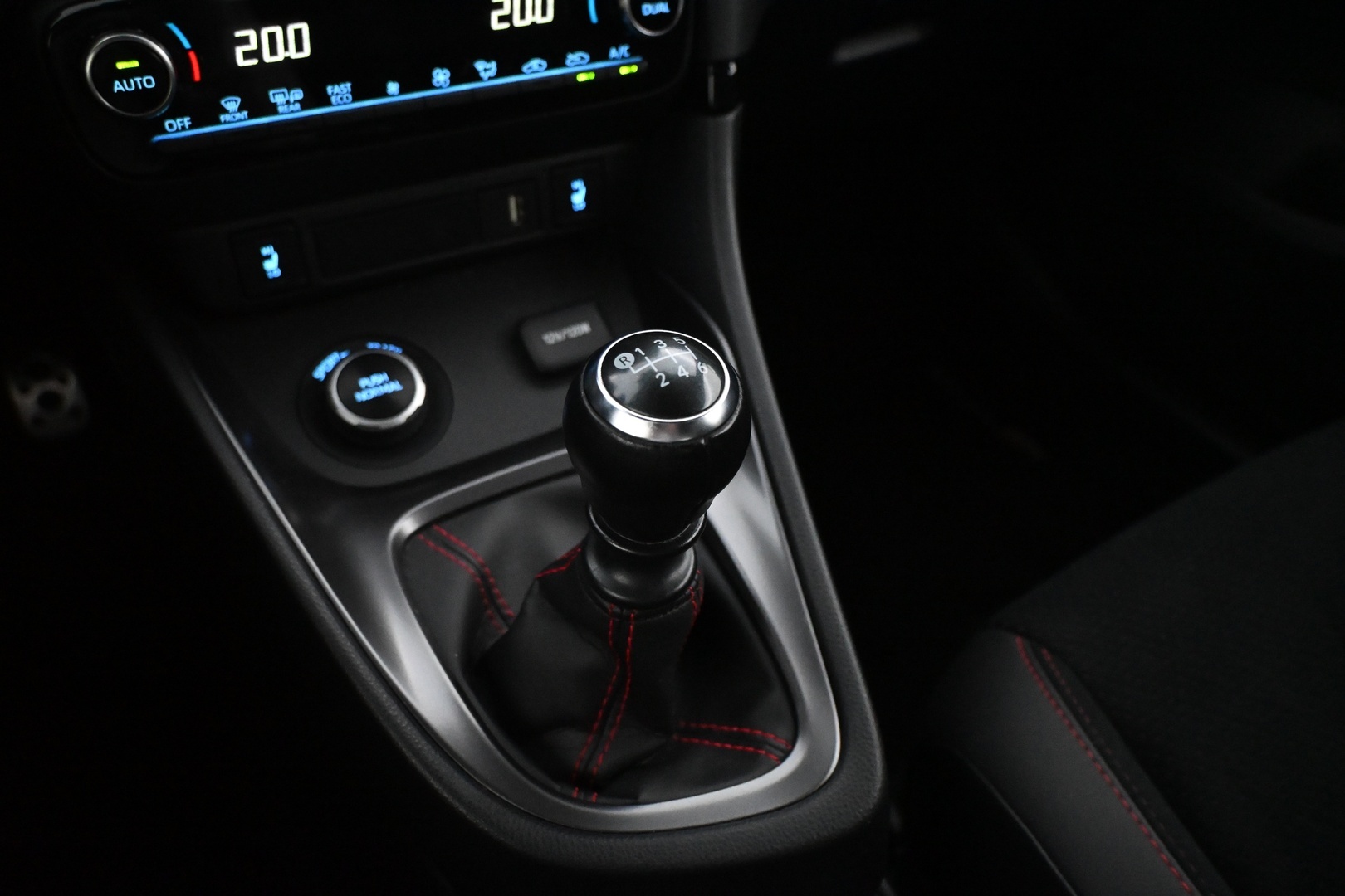 TOYOTA GR Yaris 2021