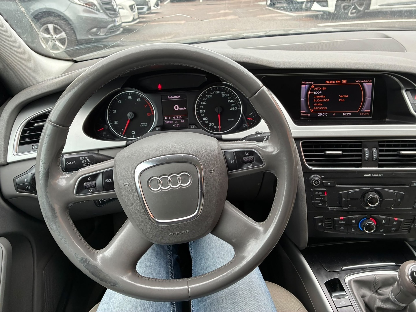 AUDI A4 2012