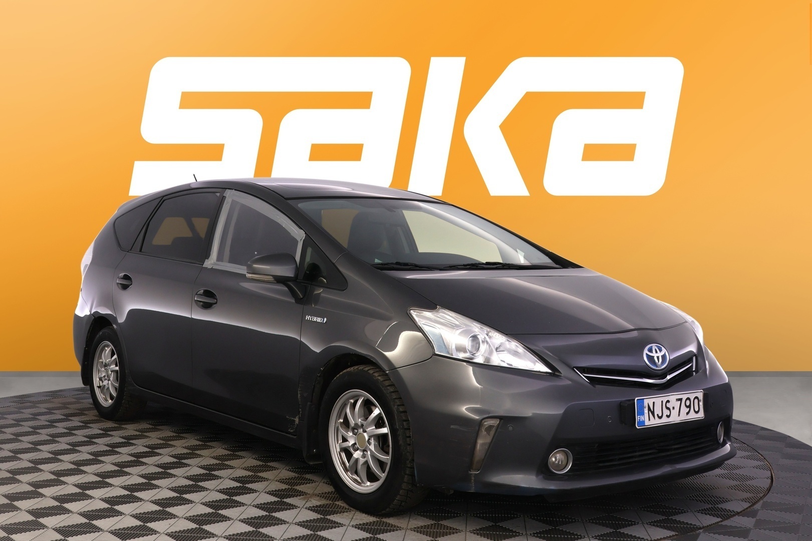 TOYOTA Prius+ 2015