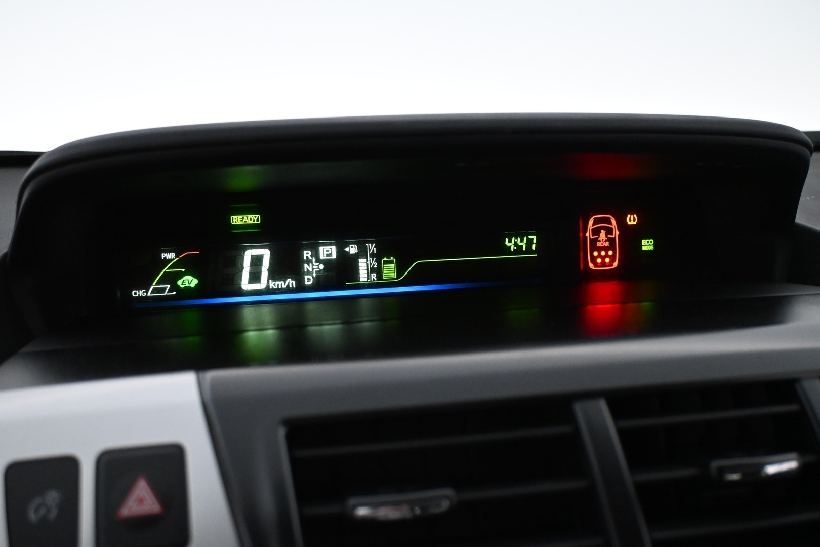 TOYOTA Prius+ 2015