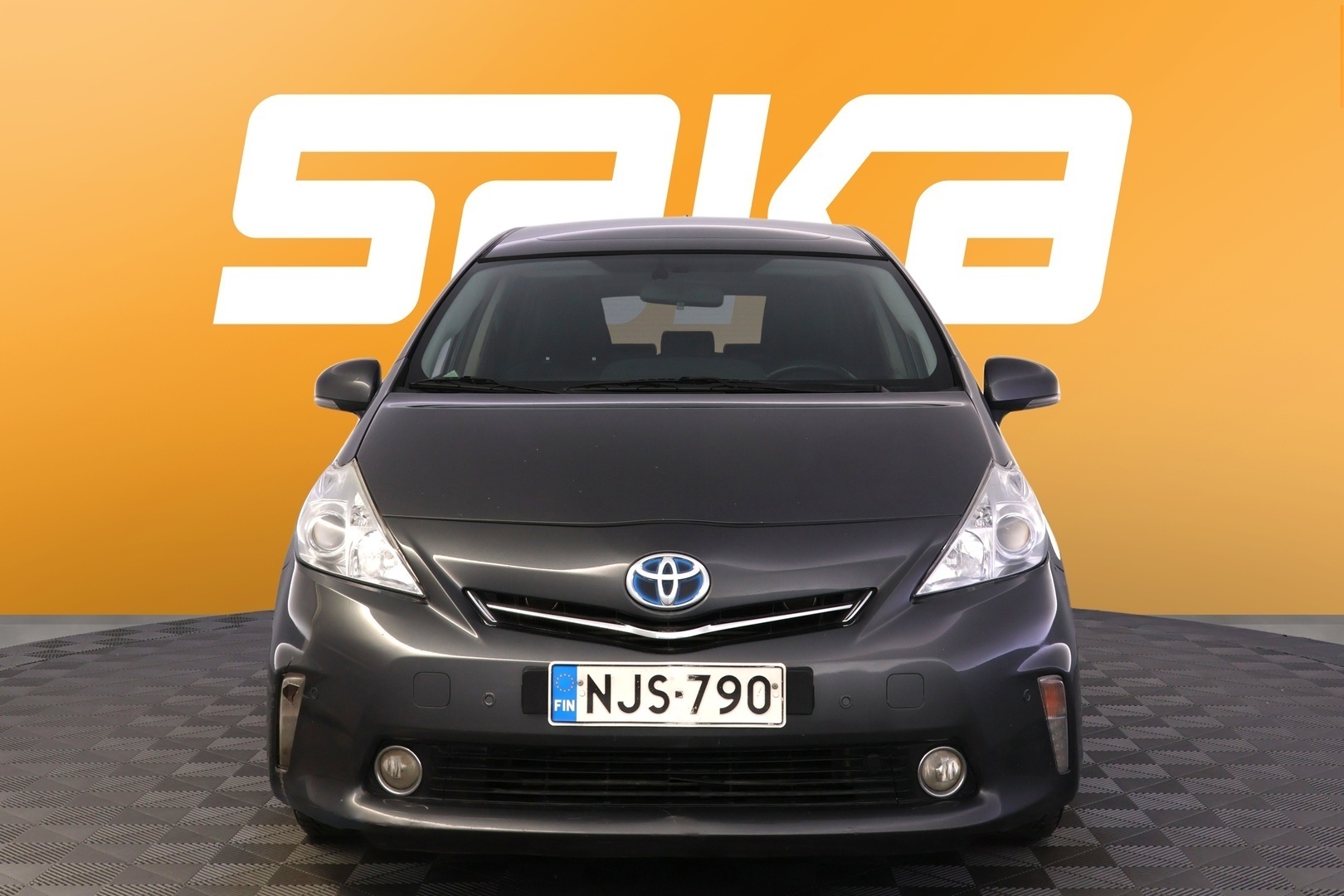 TOYOTA Prius+ 2015