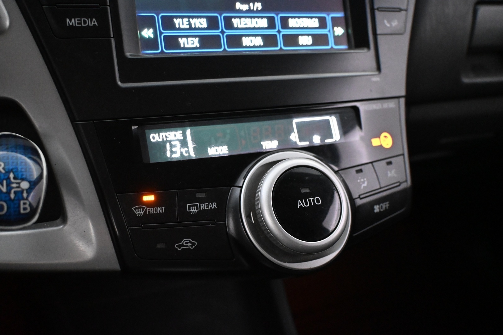TOYOTA Prius+ 2015