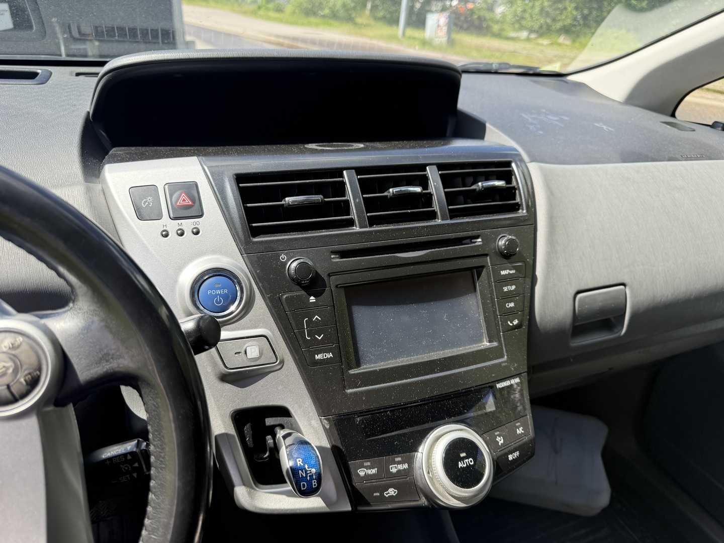 TOYOTA Prius+ 2015