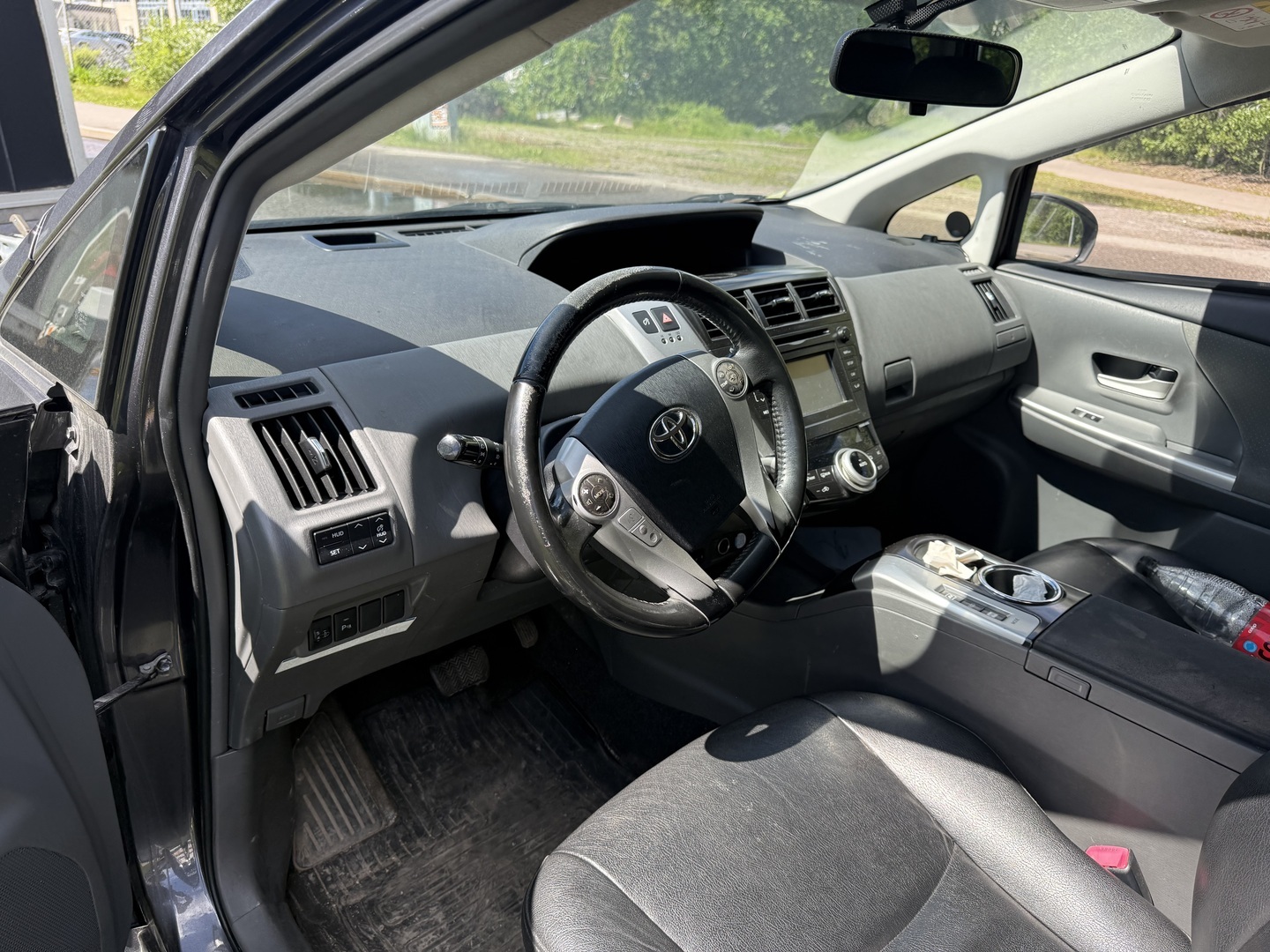 TOYOTA Prius+ 2015