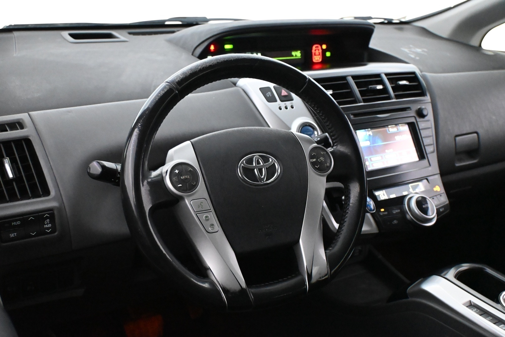 TOYOTA Prius+ 2015