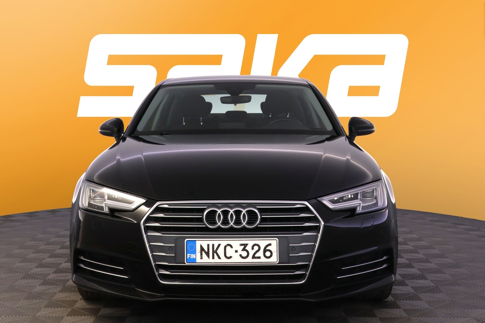 AUDI A4 2016