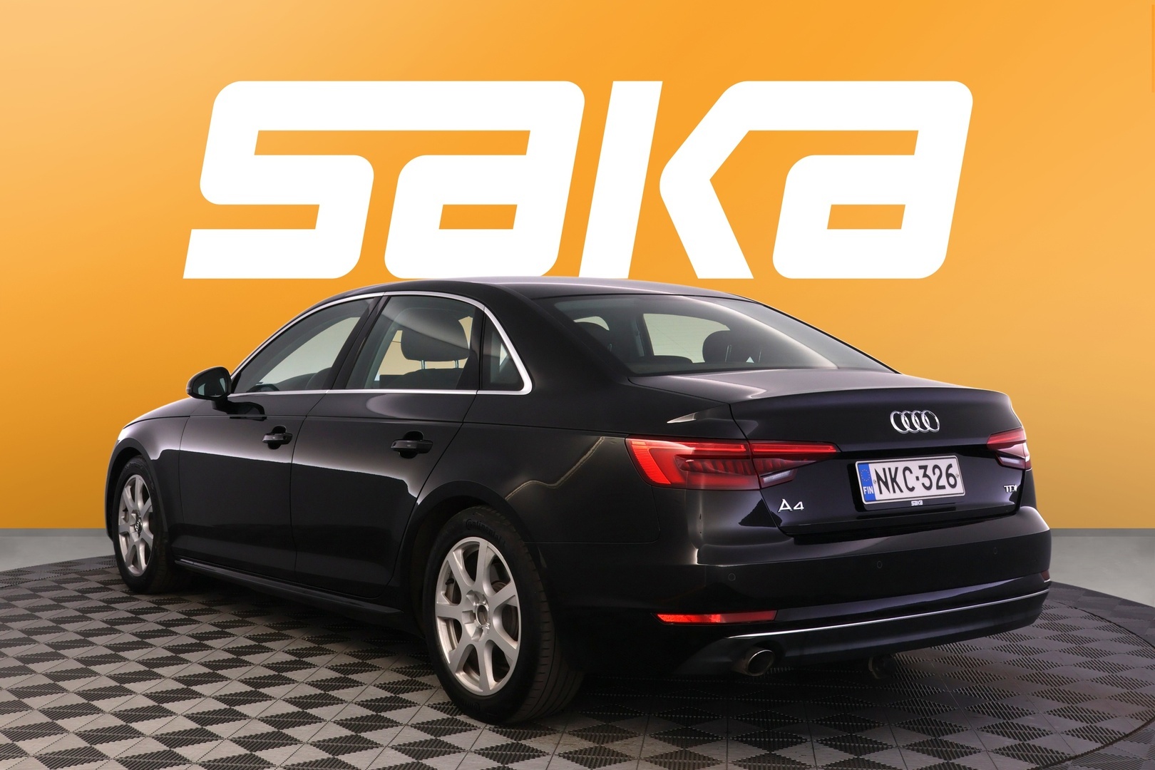 AUDI A4 2016