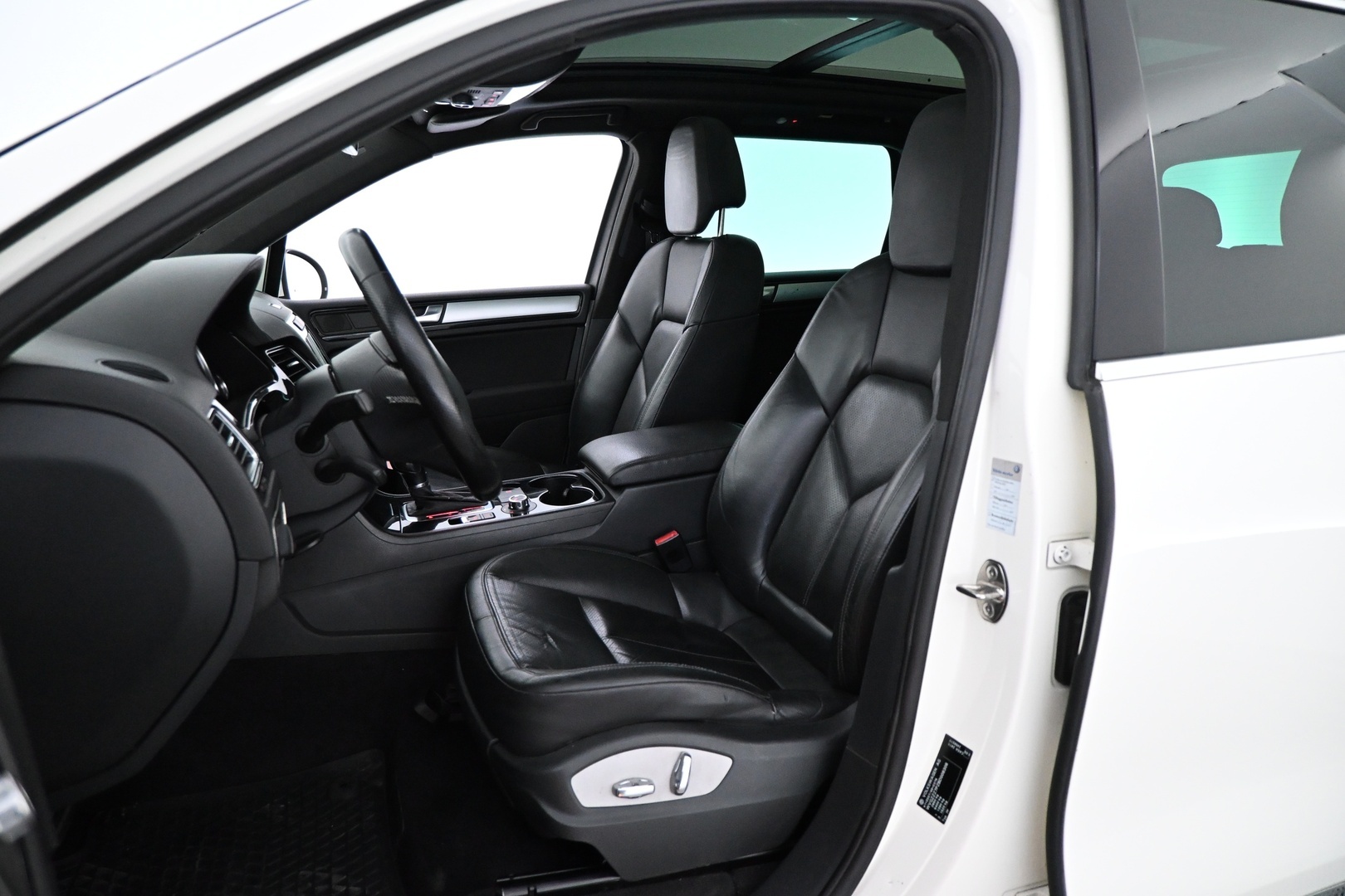 VOLKSWAGEN Touareg 2010