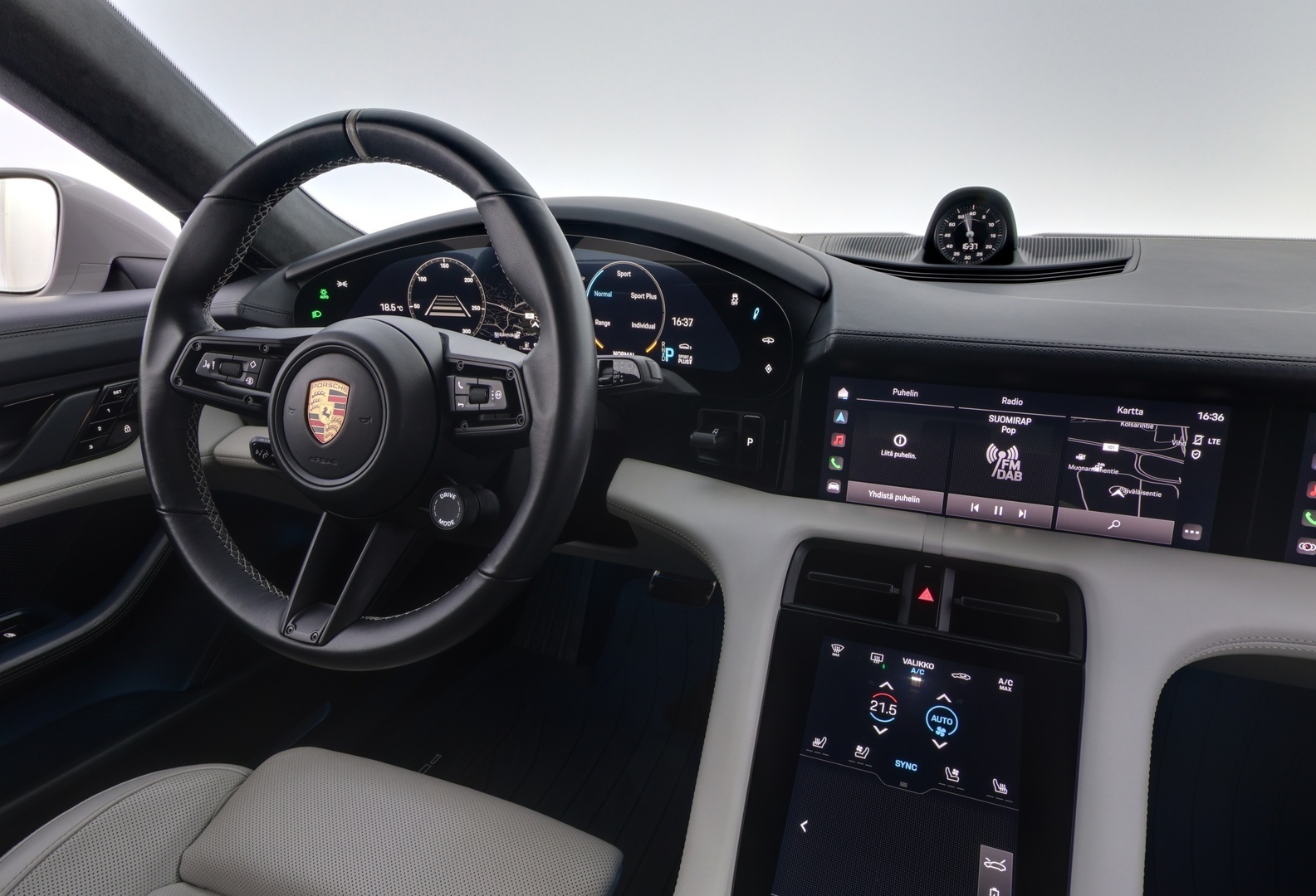 PORSCHE Taycan 2021