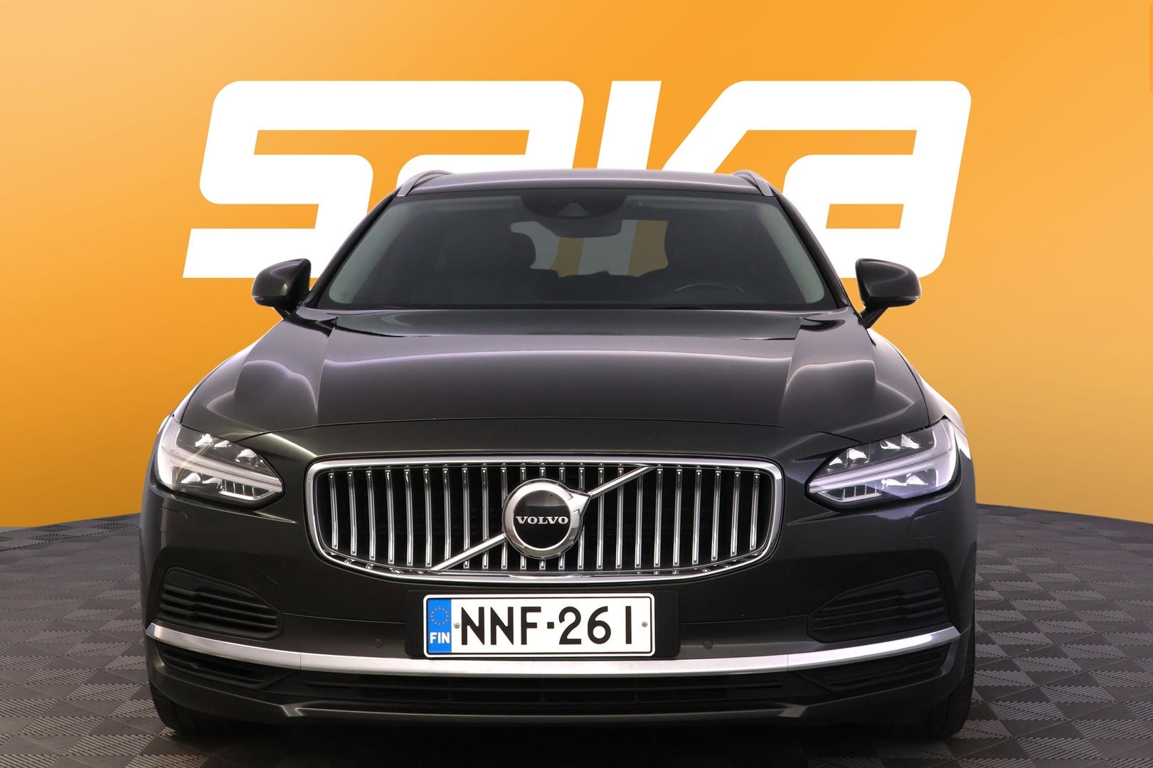 VOLVO V90 2021