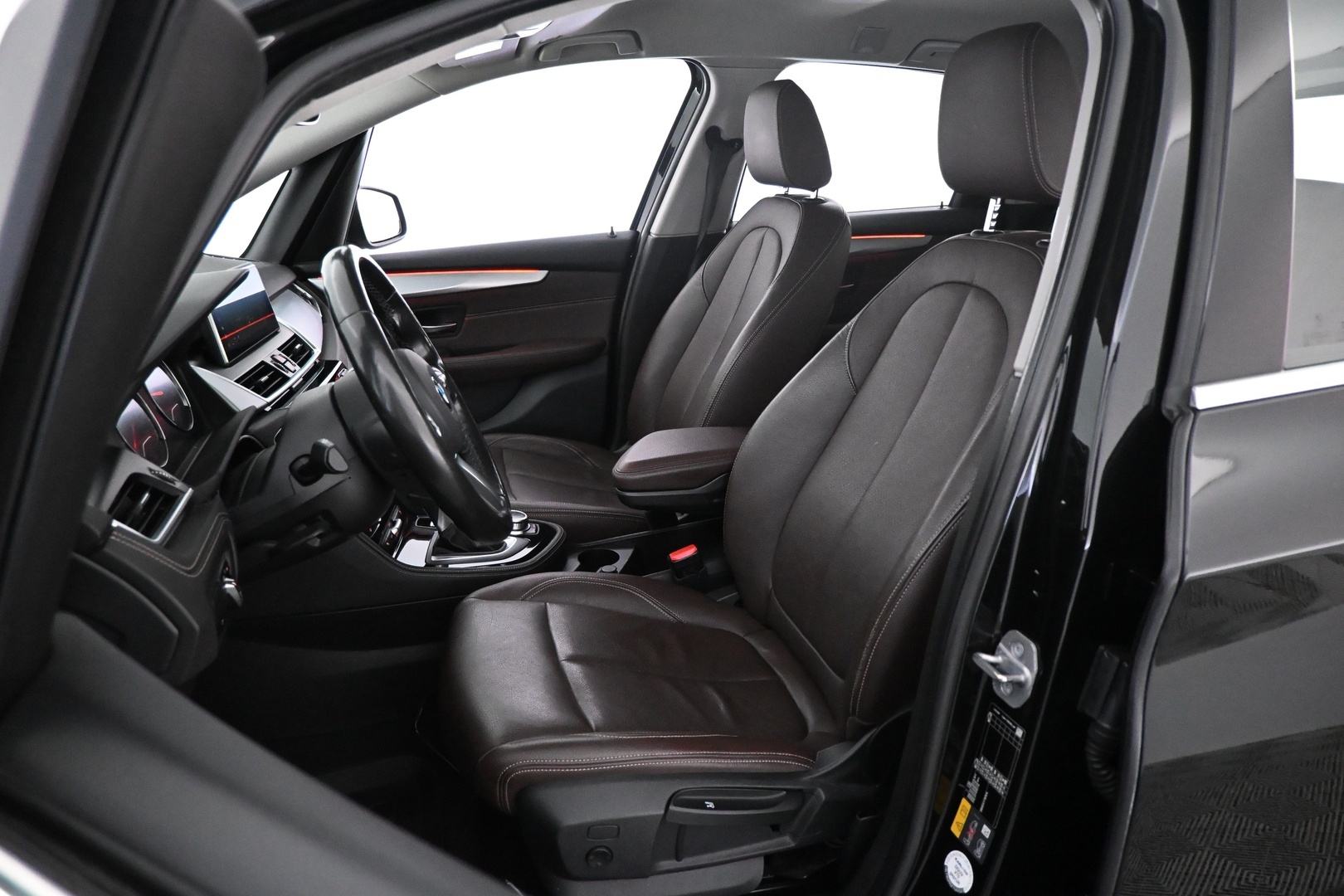BMW 225 2019