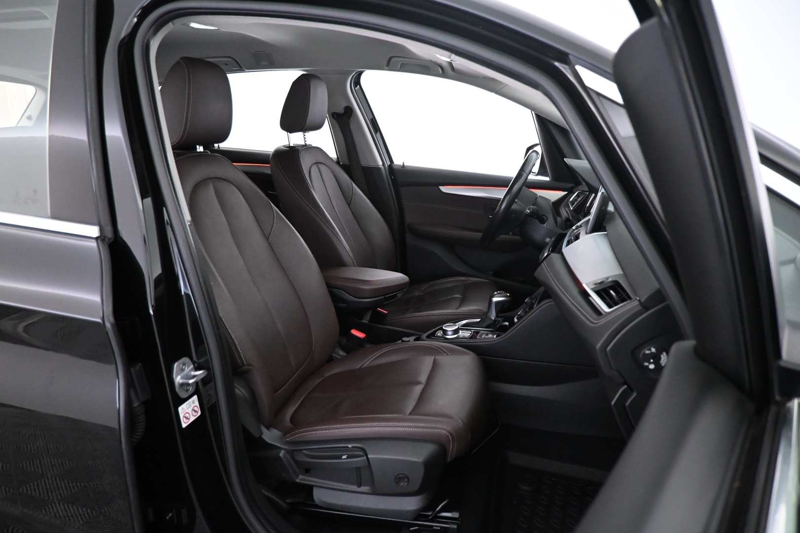 BMW 225 2019
