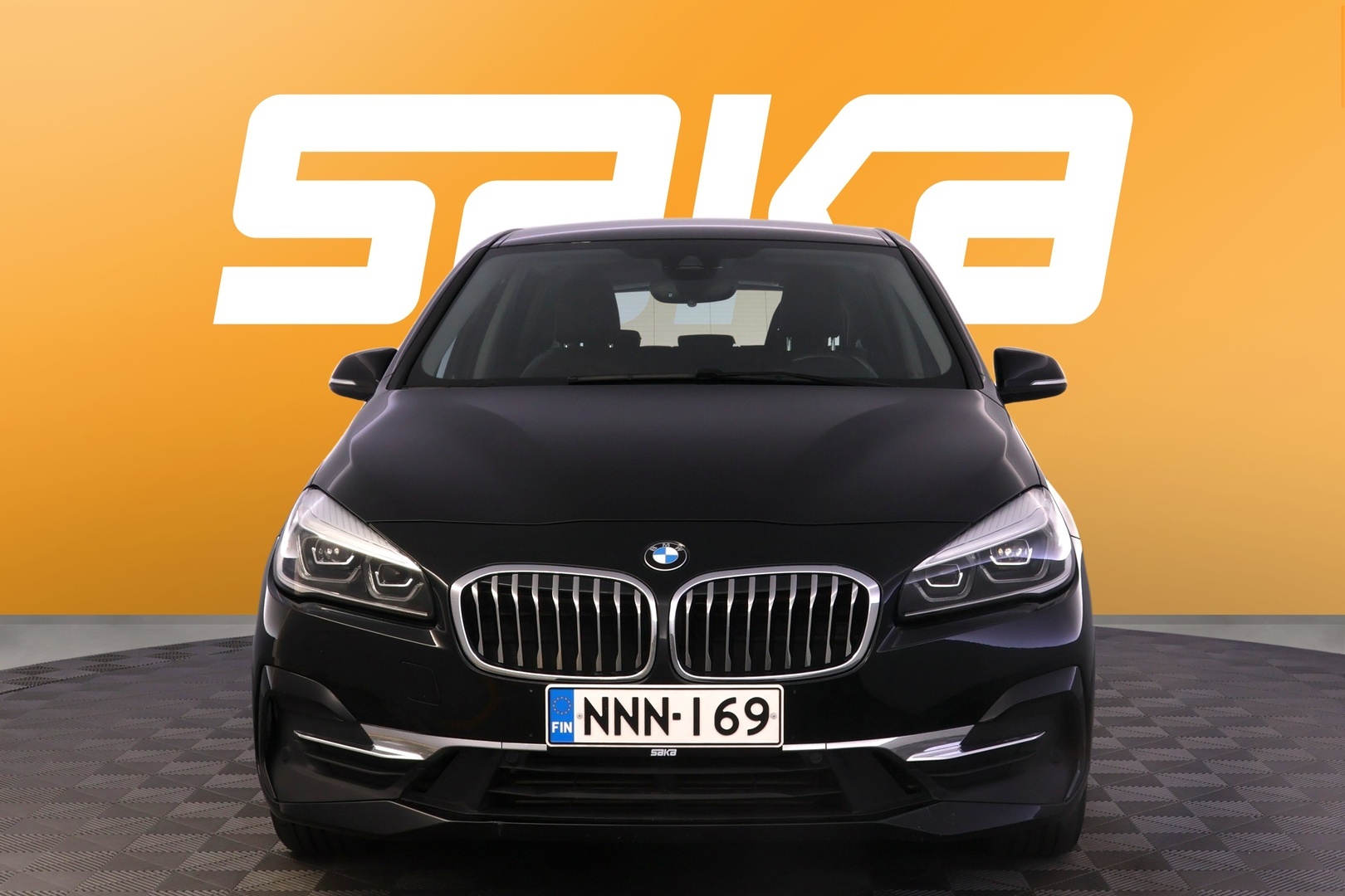BMW 225 2019