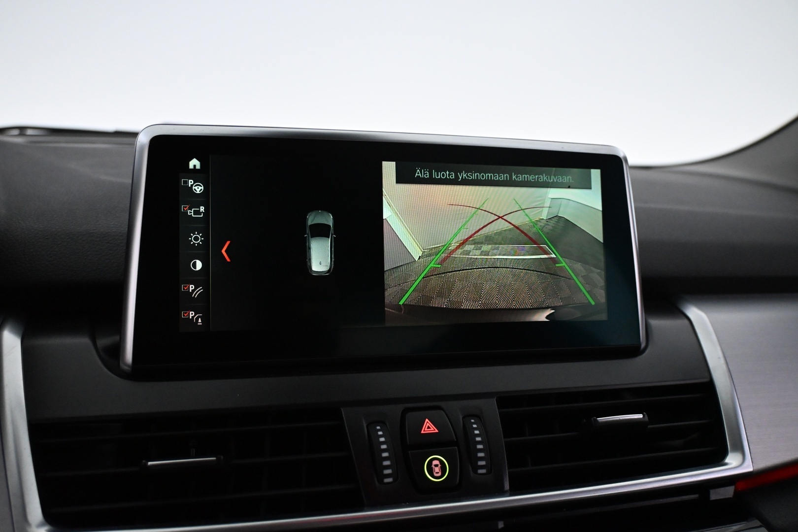 BMW 225 2019
