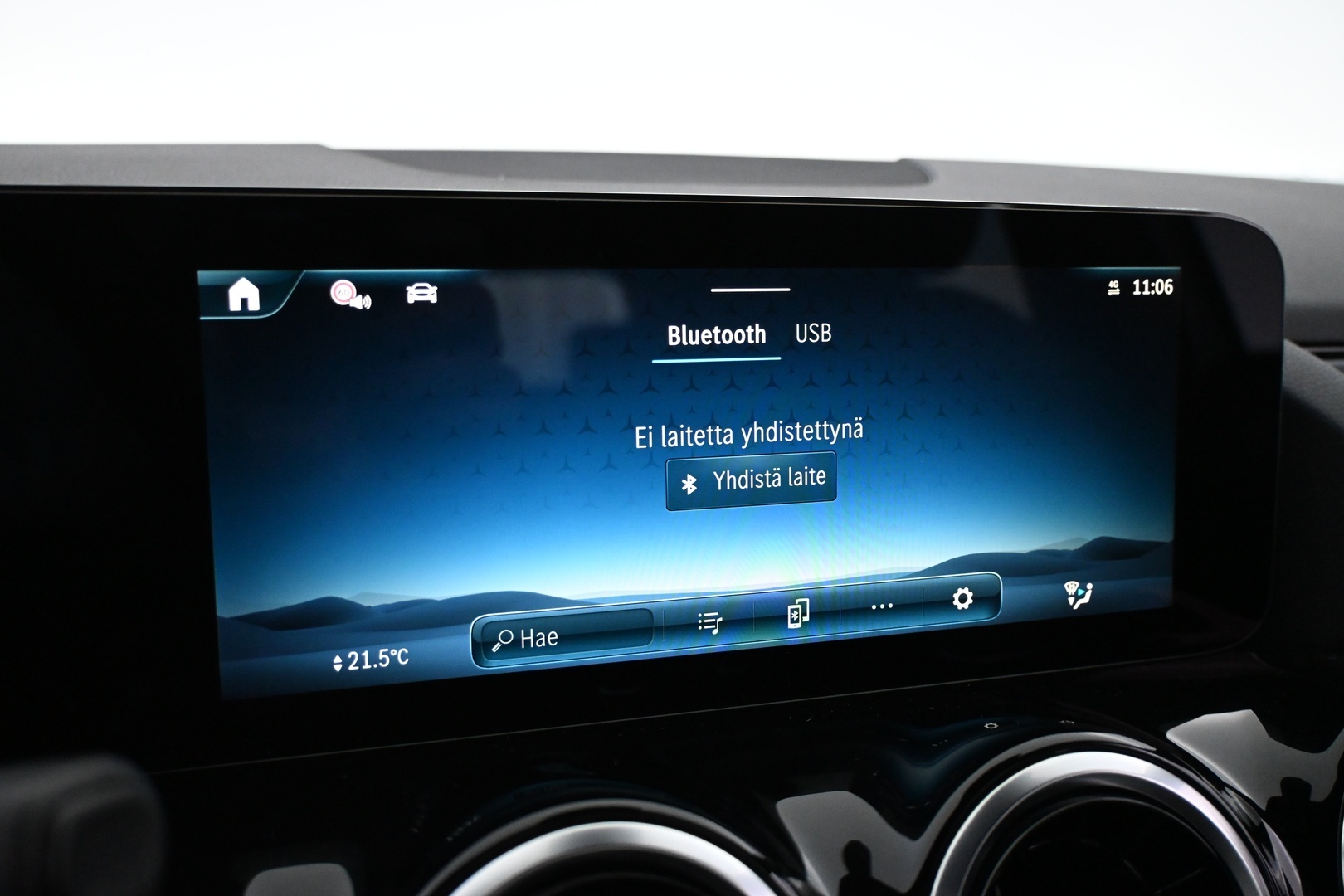 MERCEDES-BENZ GLA 2024