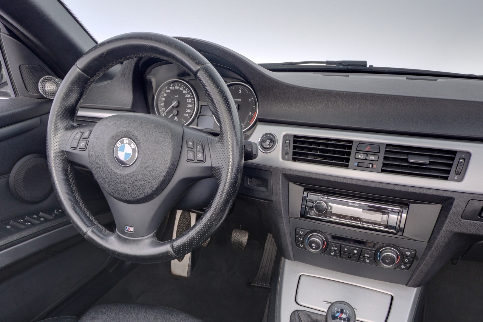 BMW 325 2011