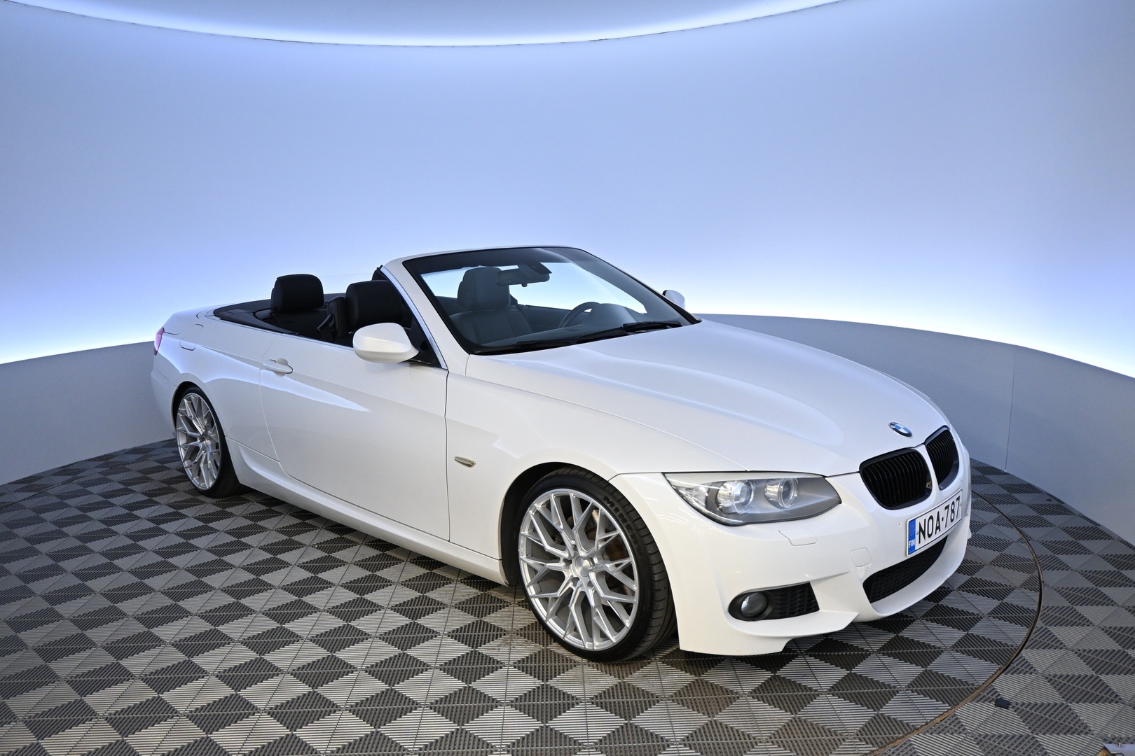 BMW 325 2011