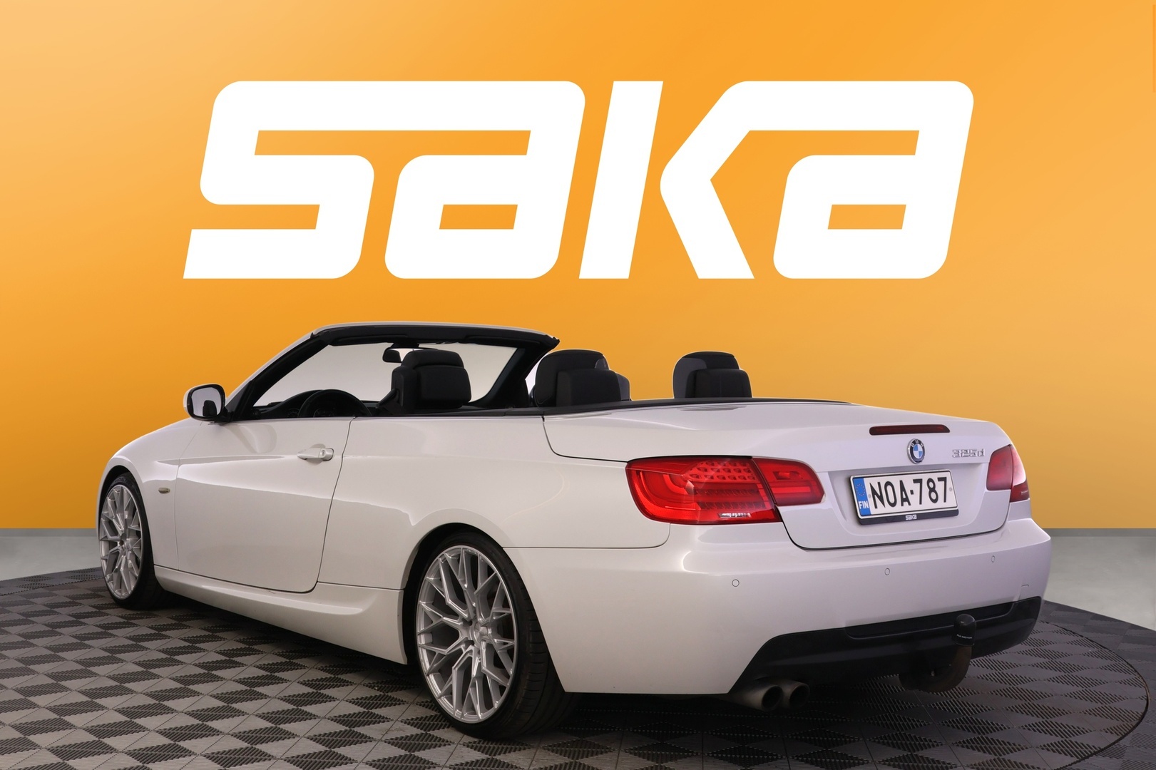 BMW 325 2011