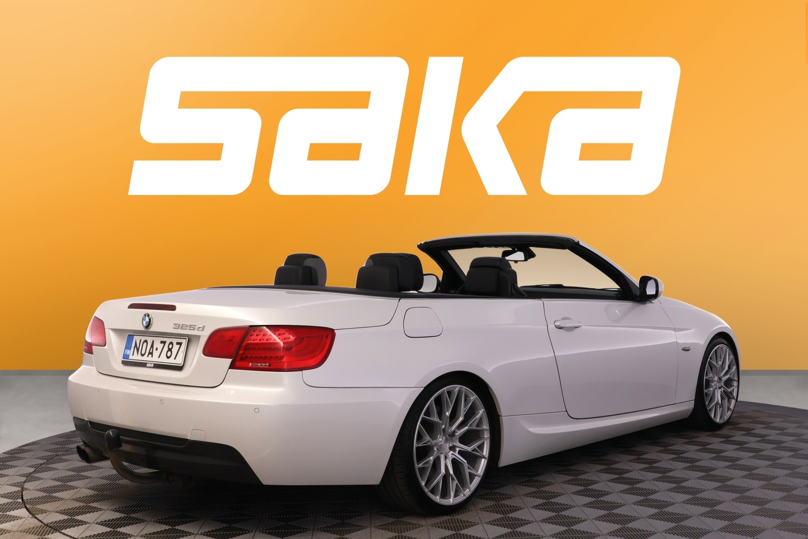 BMW 325 2011
