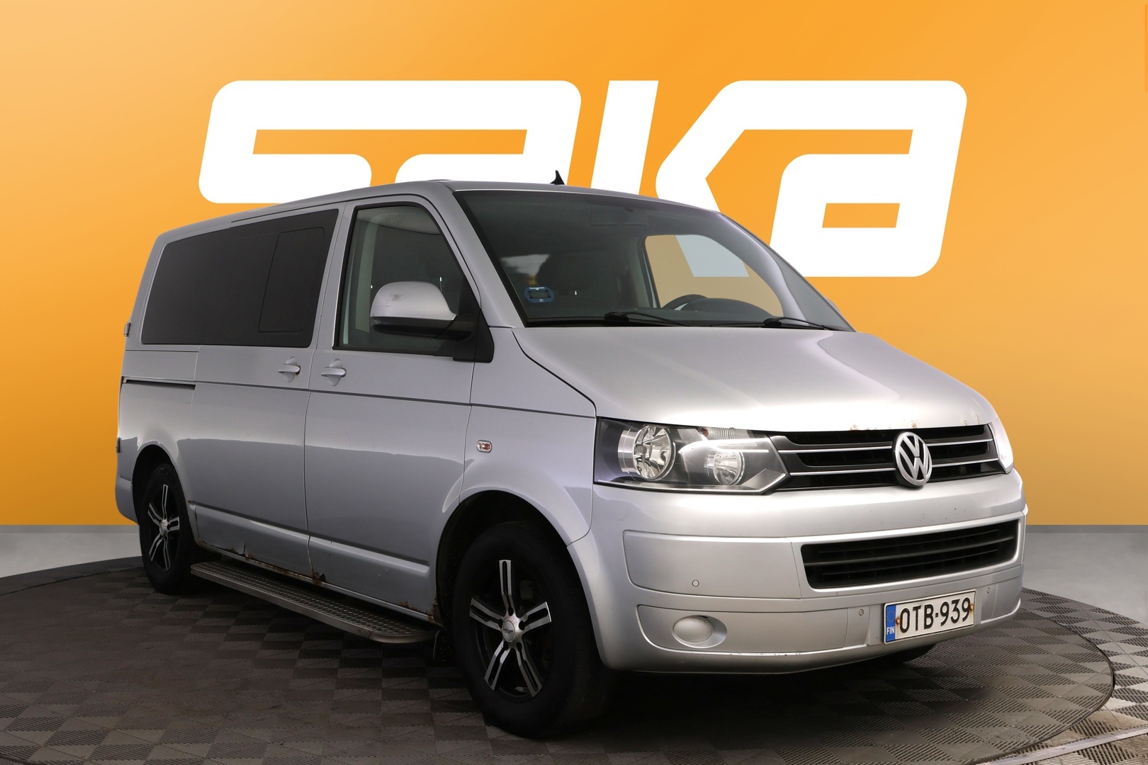 VOLKSWAGEN Caravelle 2010