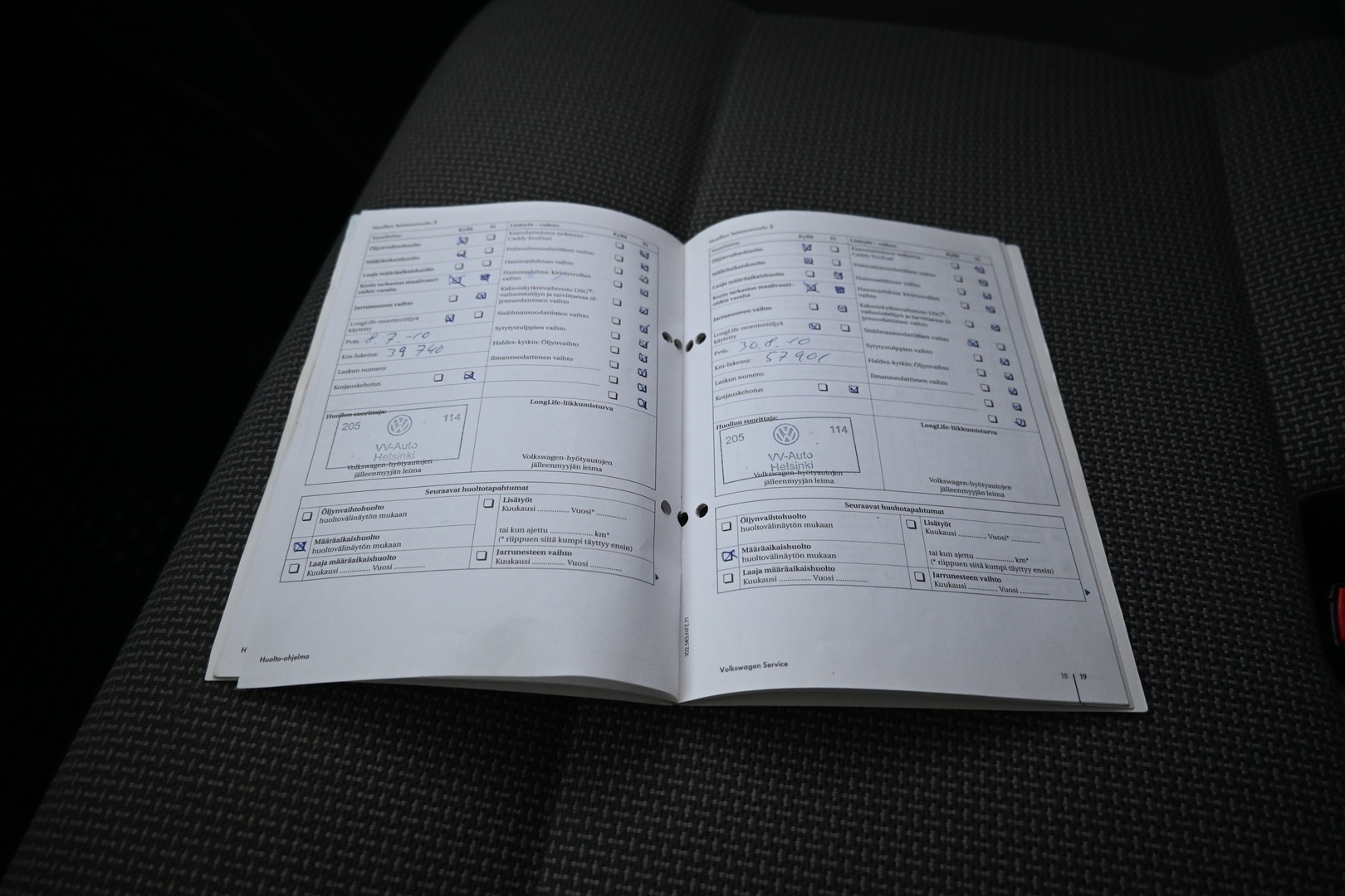 VOLKSWAGEN Caravelle 2010