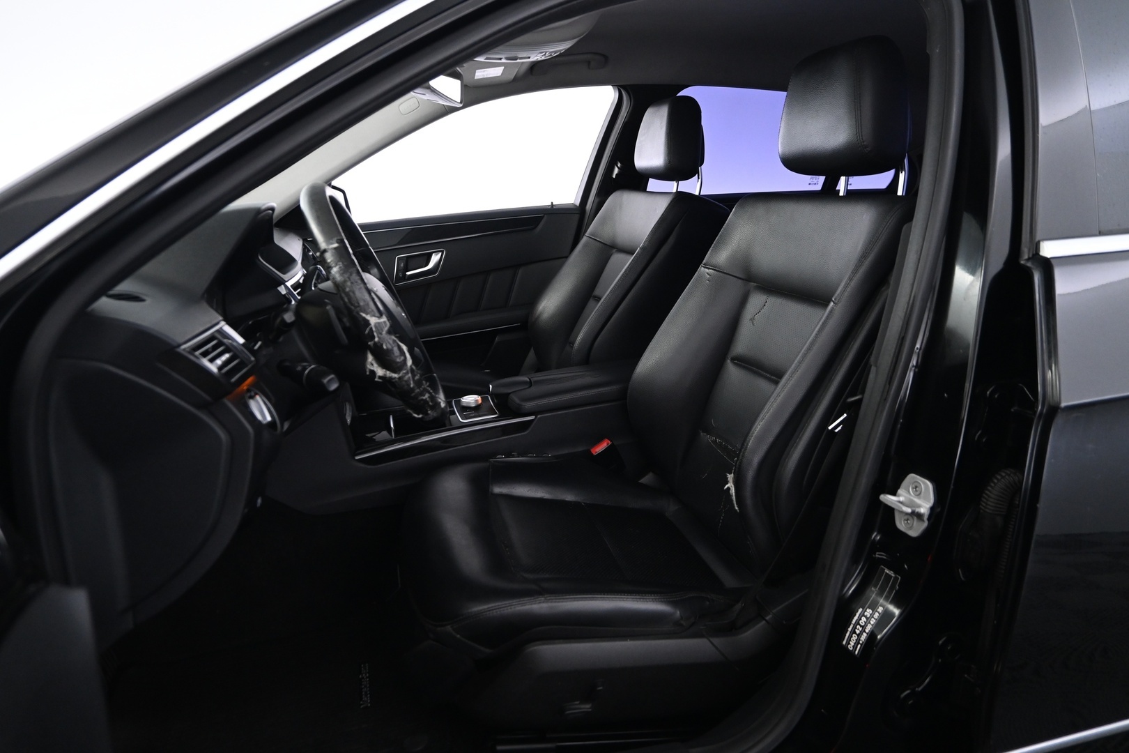 MERCEDES-BENZ E 2012