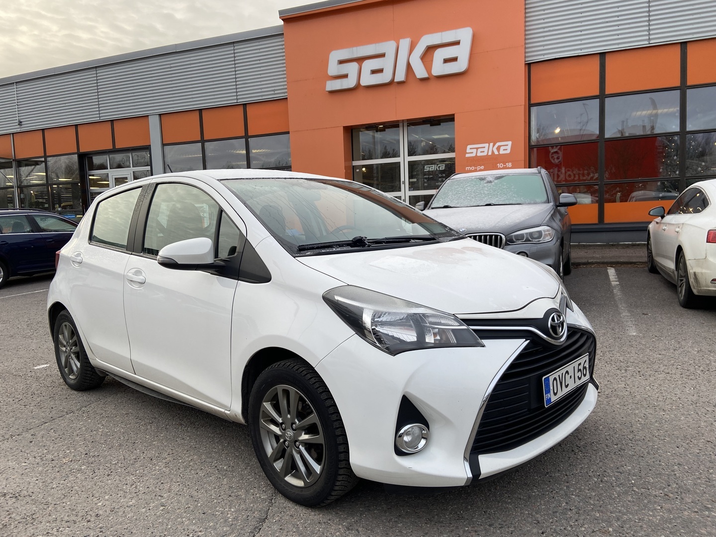 TOYOTA Yaris 2016