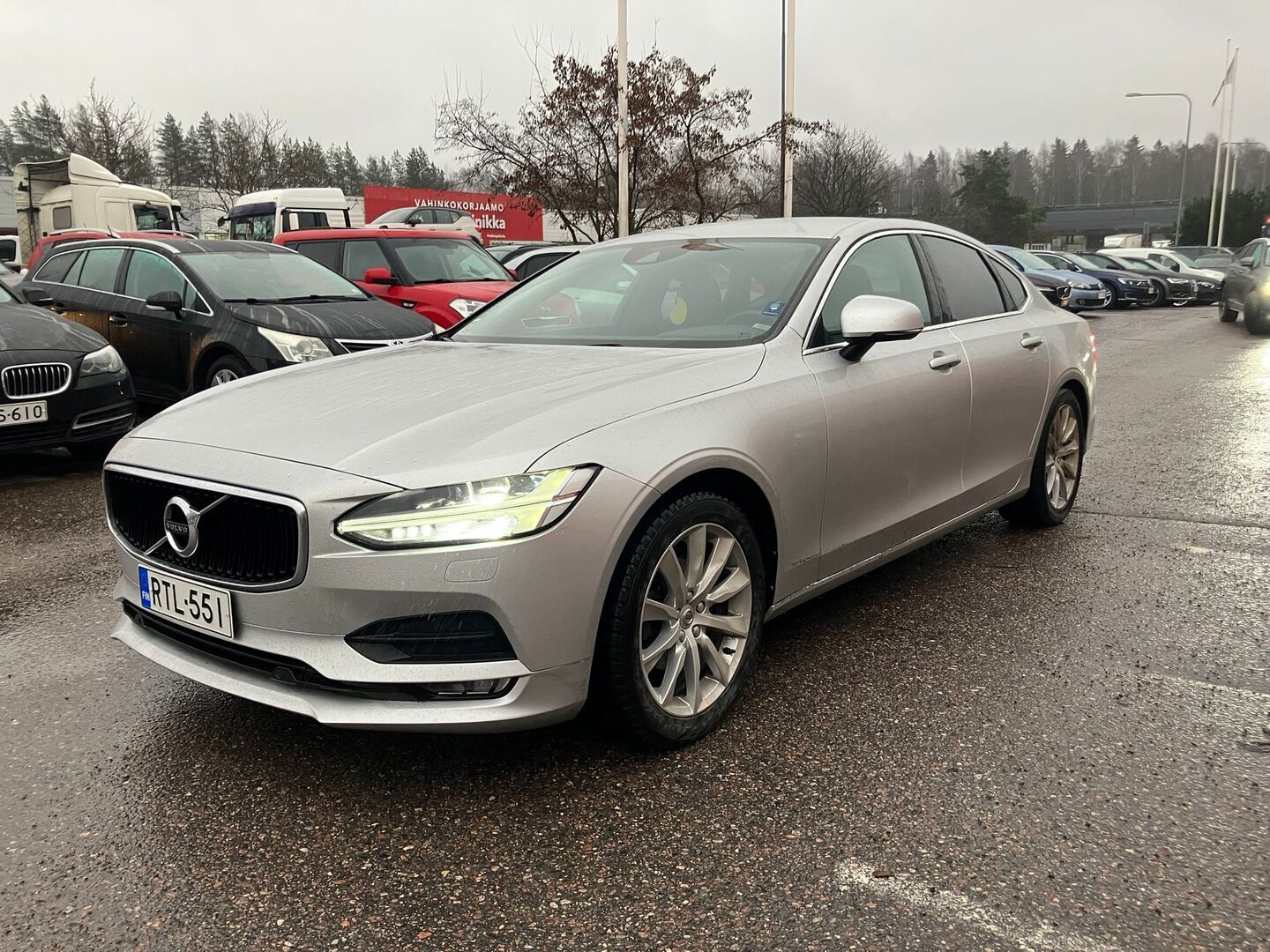VOLVO S90 2019