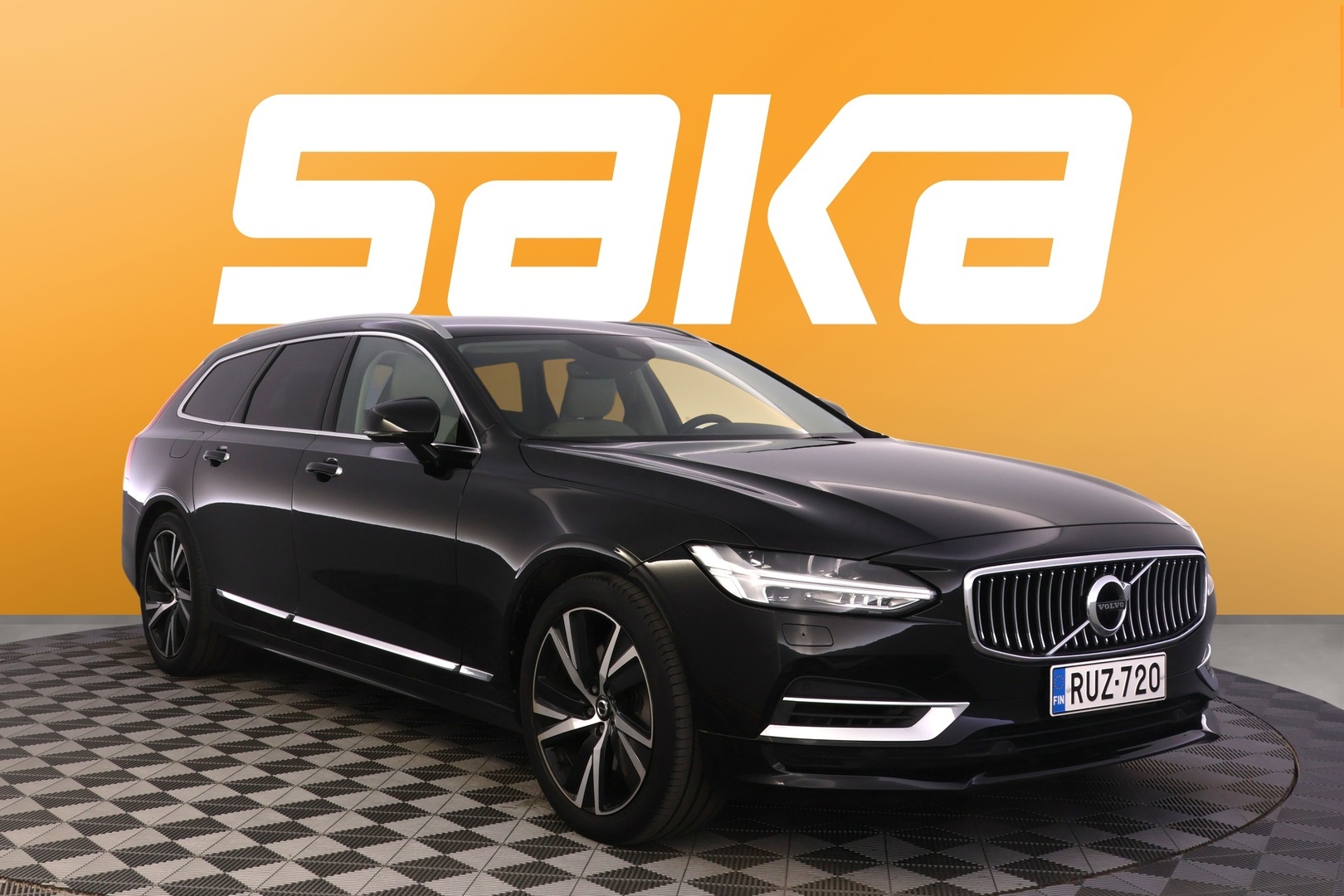VOLVO V90 2020