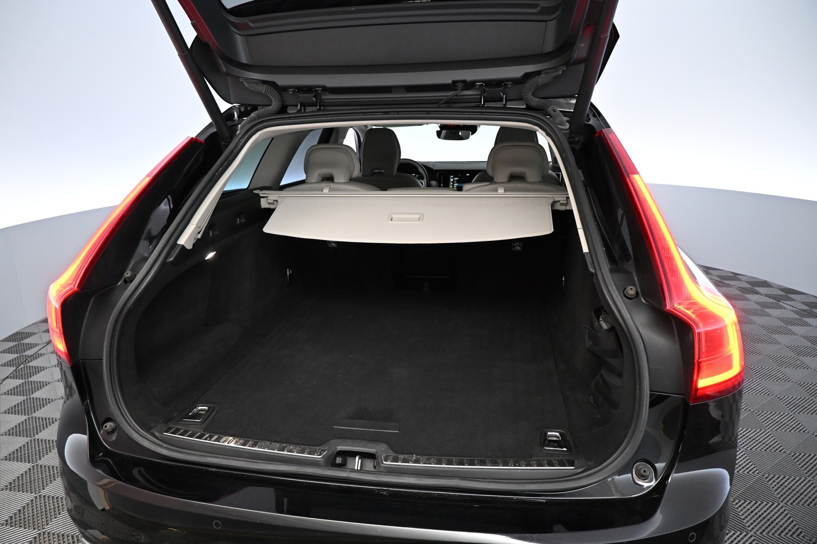 VOLVO V90 2020