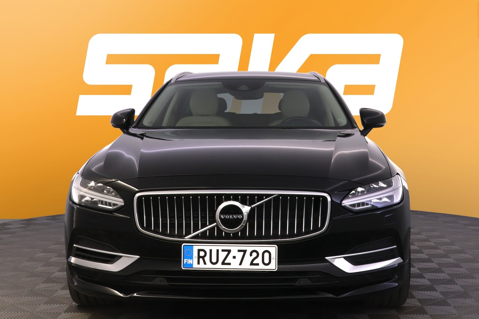VOLVO V90 2020