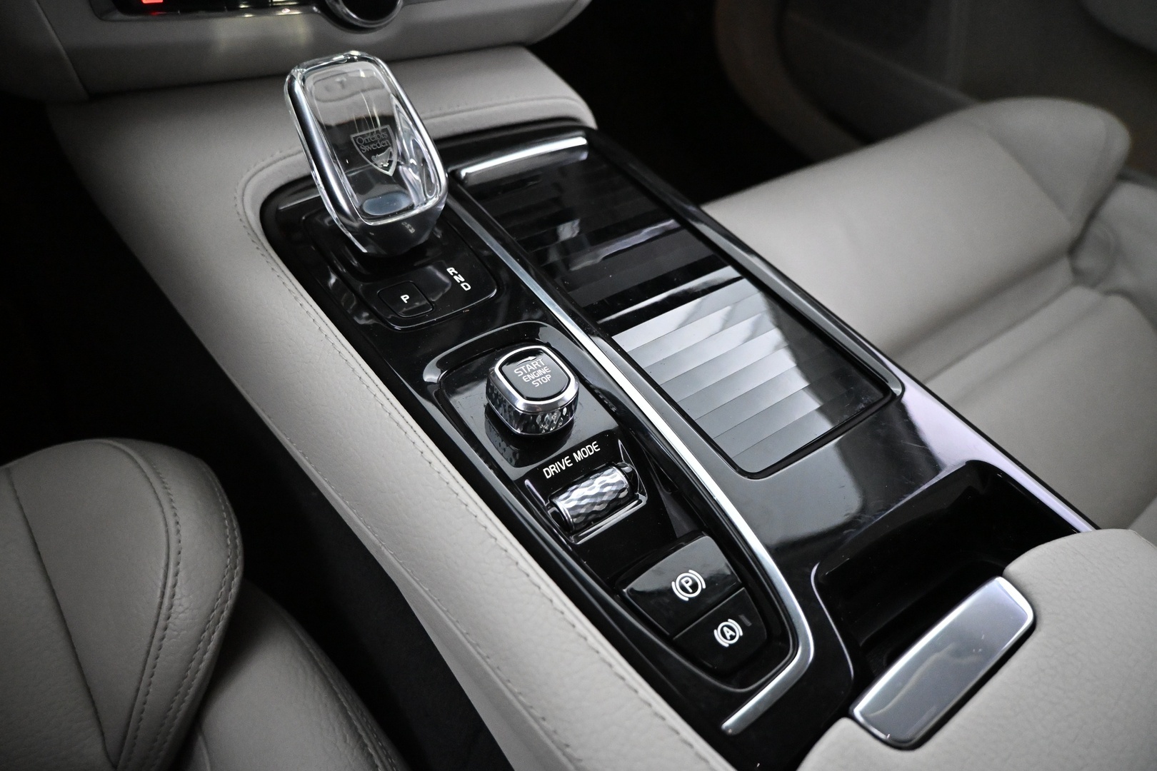 VOLVO V90 2020