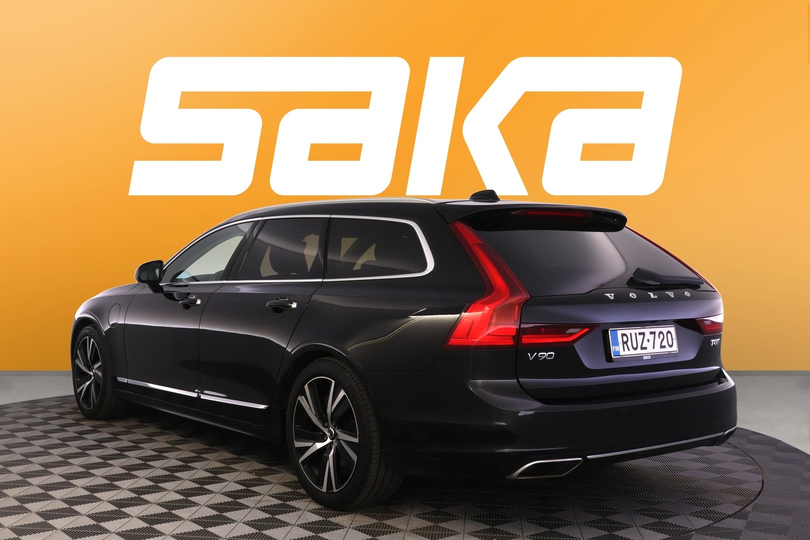 VOLVO V90 2020
