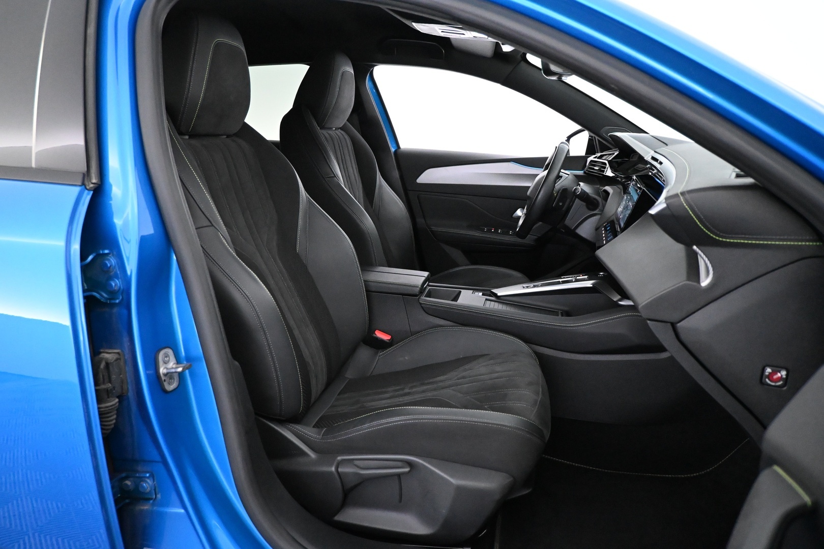 PEUGEOT 308 2021