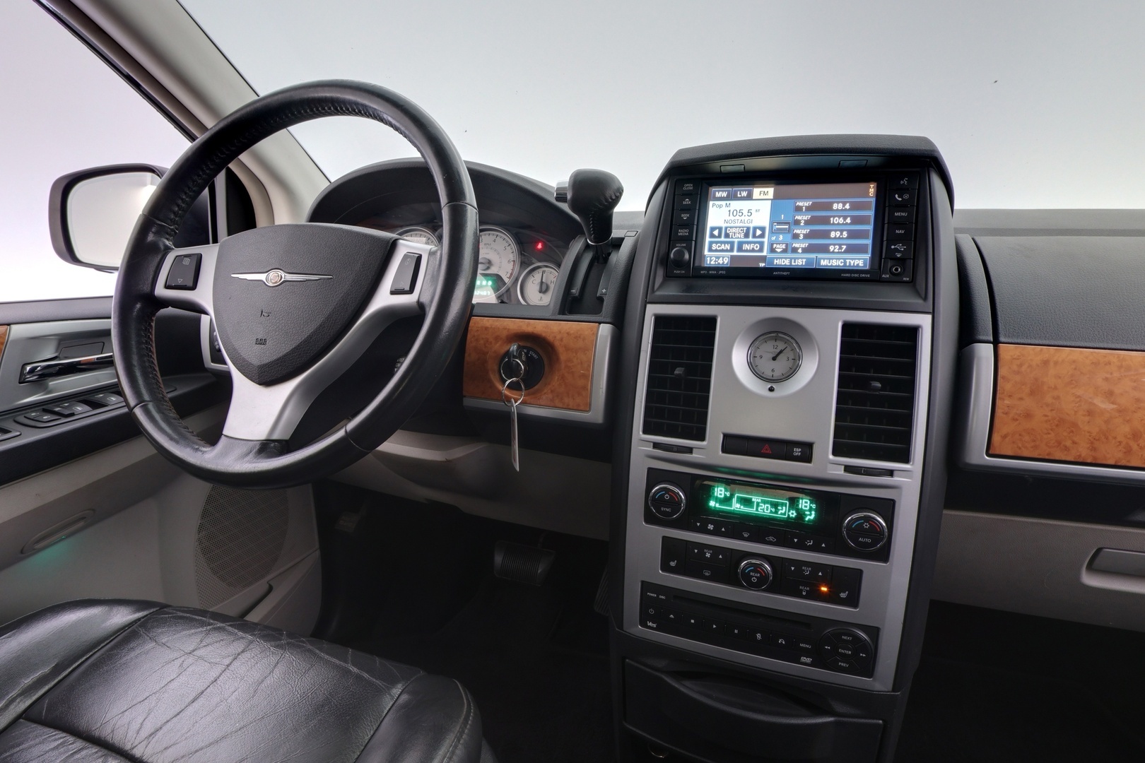 CHRYSLER GRAND VOYAGER 2010
