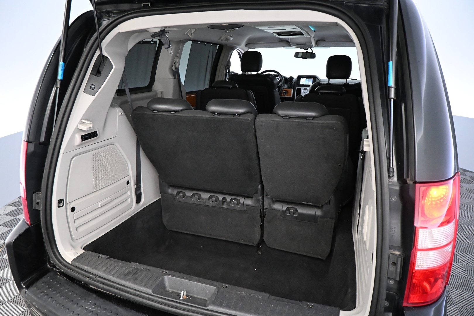 CHRYSLER GRAND VOYAGER 2010
