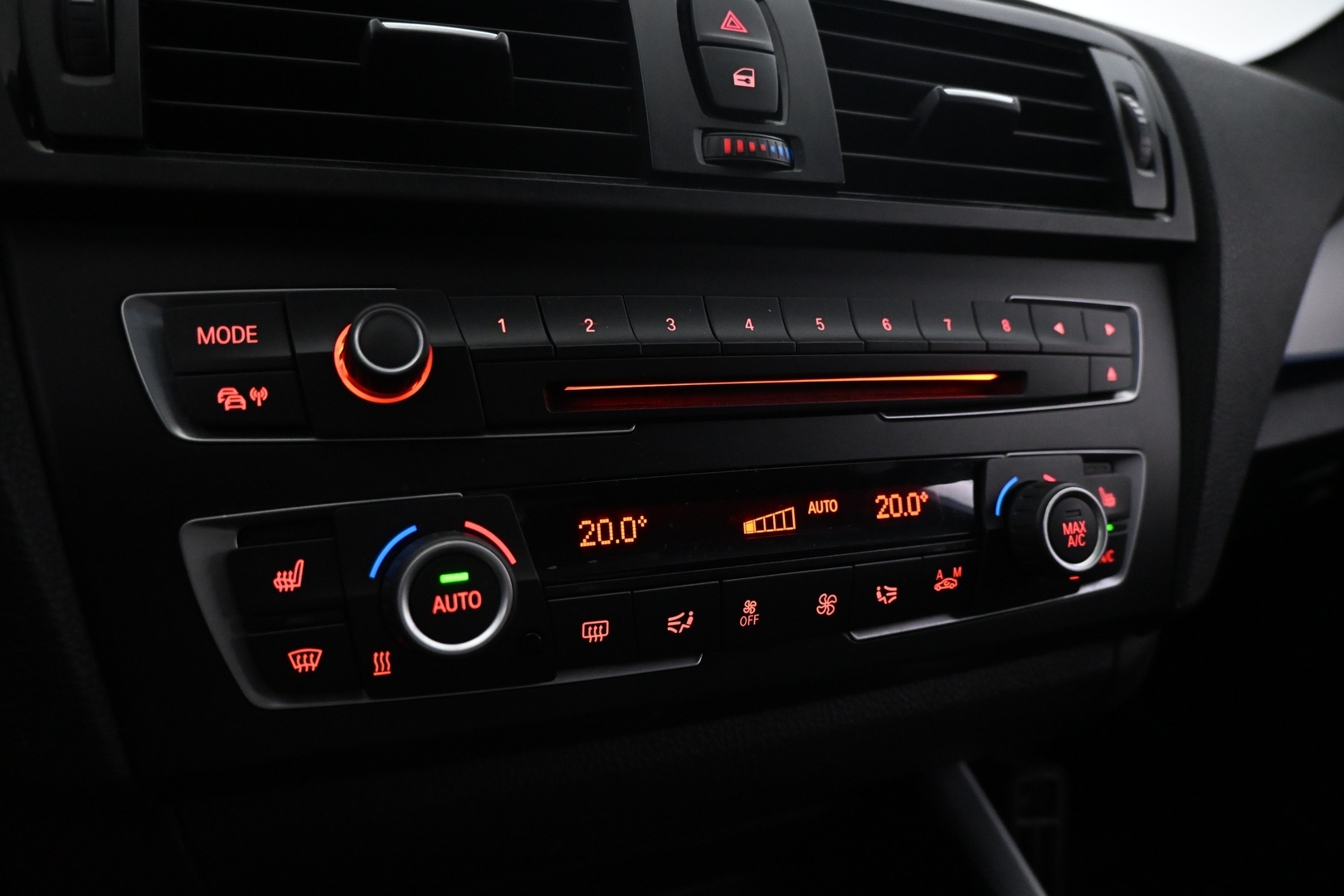 BMW 118 2014