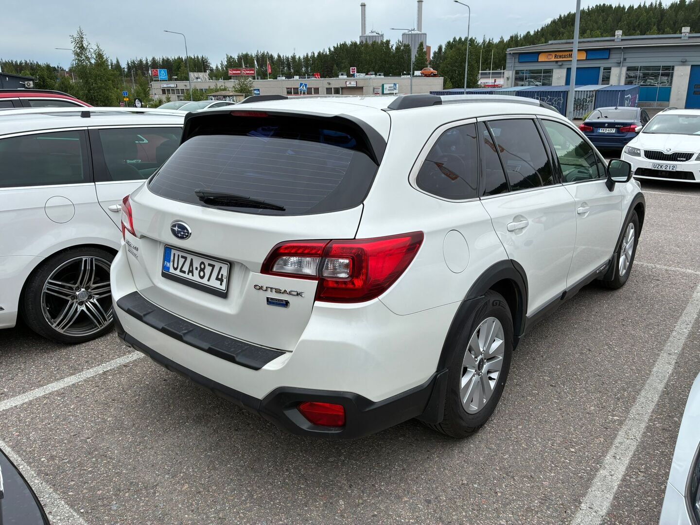 SUBARU Outback 2015