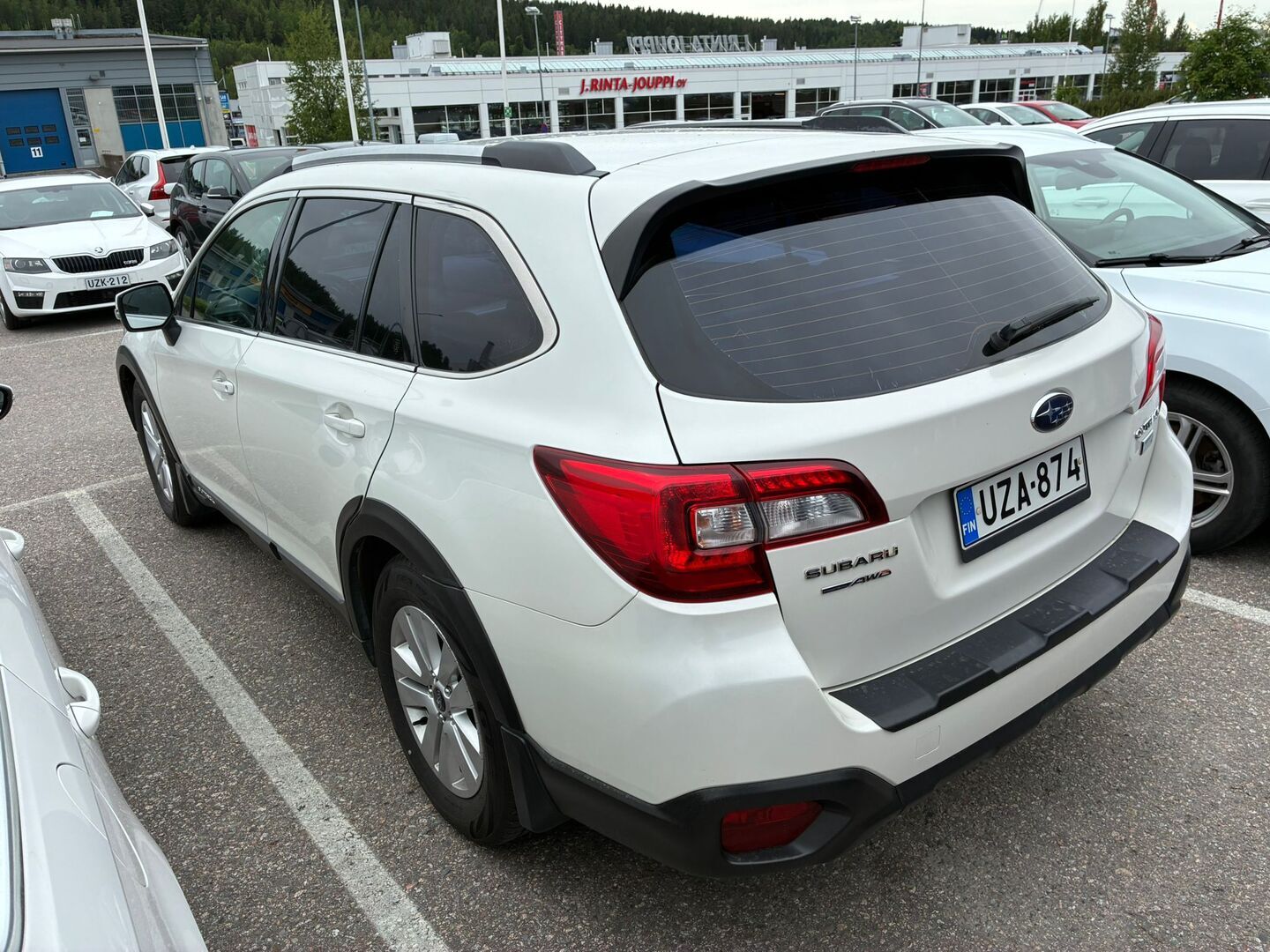 SUBARU Outback 2015