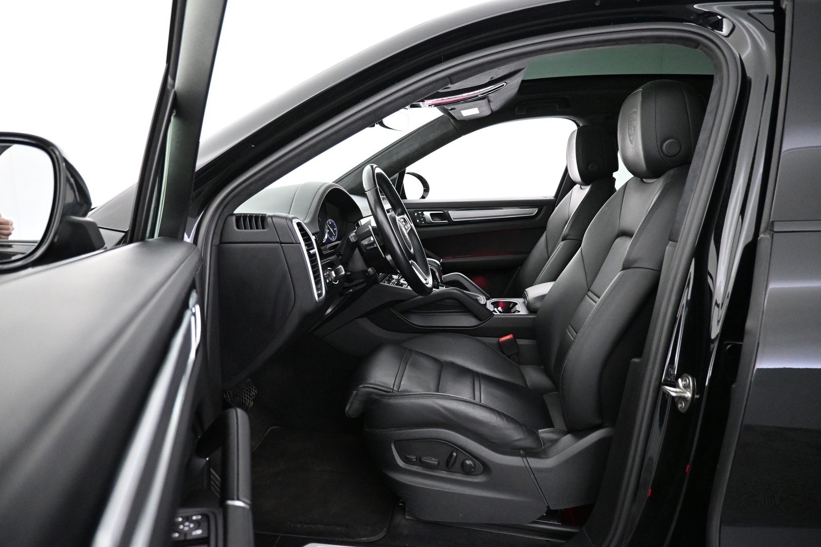 PORSCHE Cayenne 2023