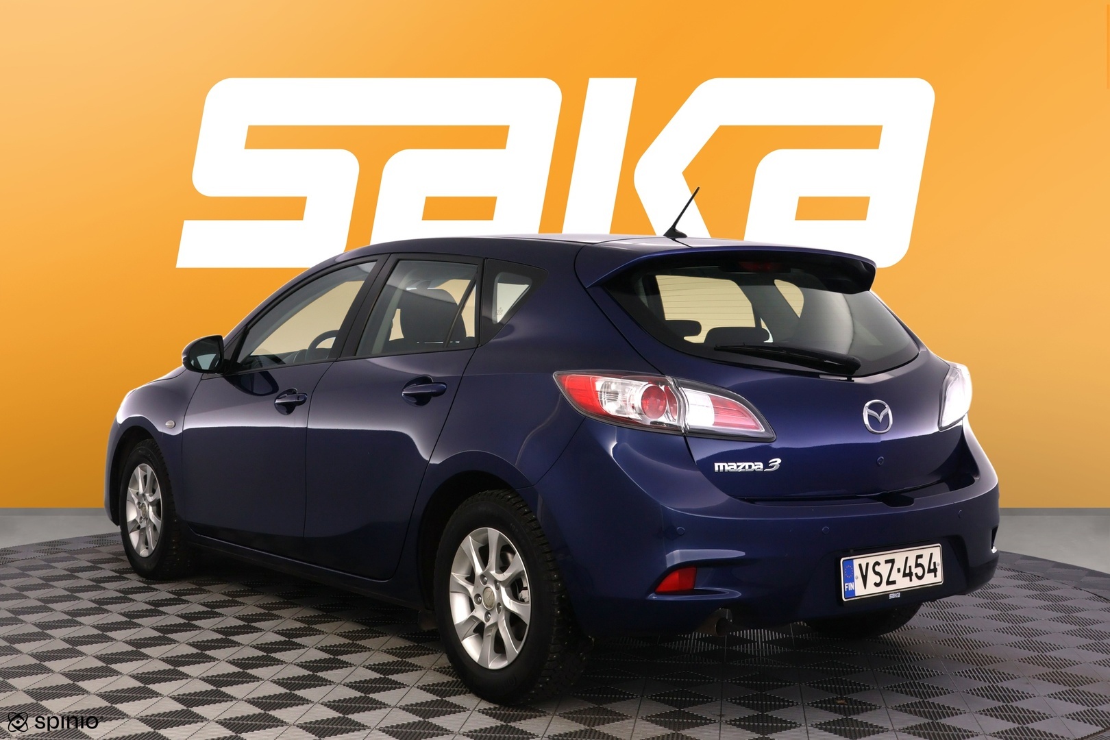 MAZDA 3 2013