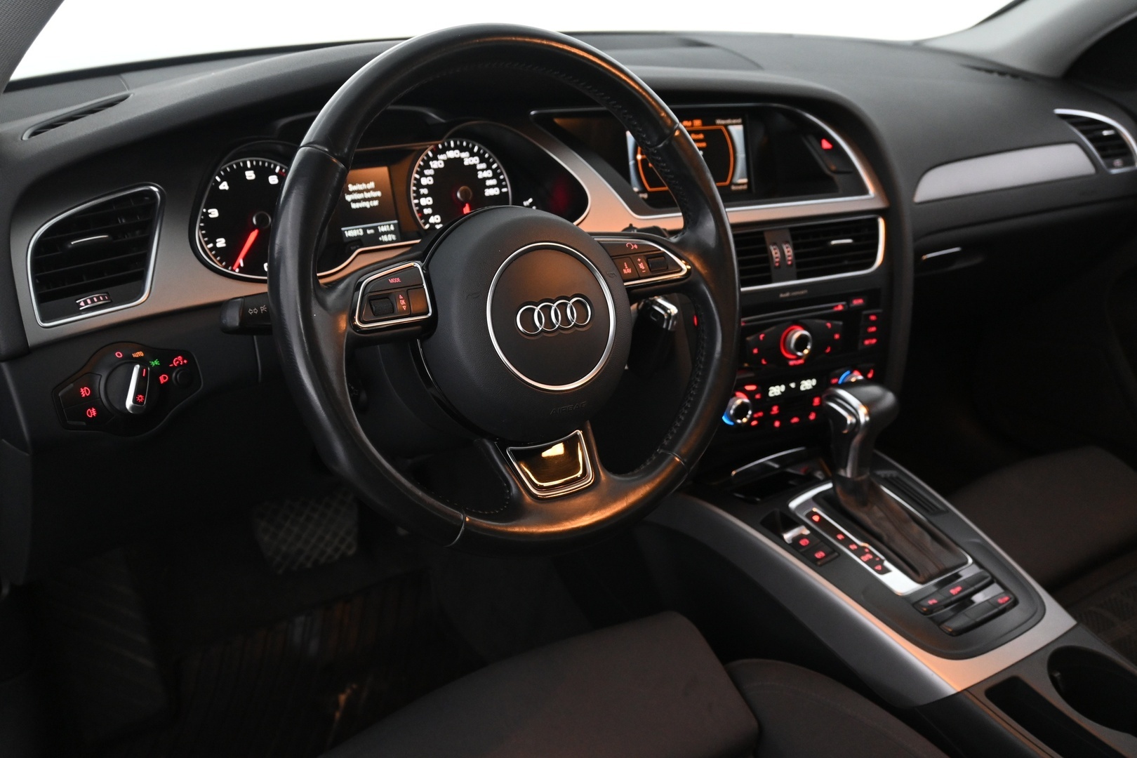 AUDI A4 2014